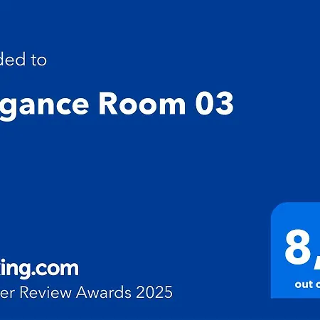 Bed & Breakfast Elegance 03