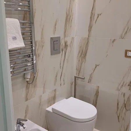 住宿加早餐酒店 Elegance 03 *