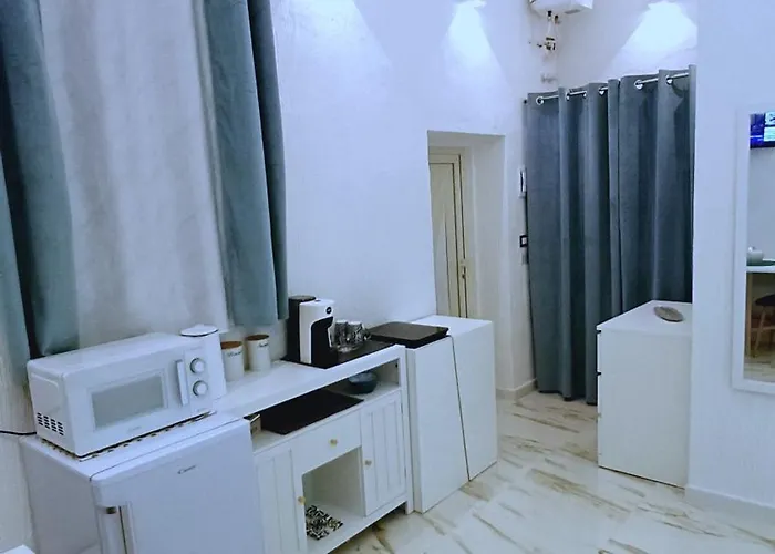 Bed & Breakfast Elegance 03 *